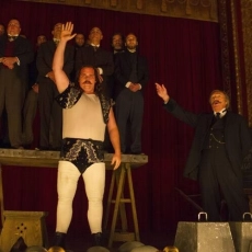 Louis Cyr : l'homme le plus fort du monde