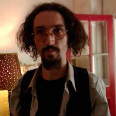 Quiconque meurt, meurt à douleur